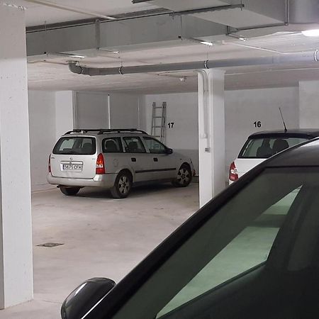 Parking, Ubicacion Y Confort طريفة المظهر الخارجي الصورة